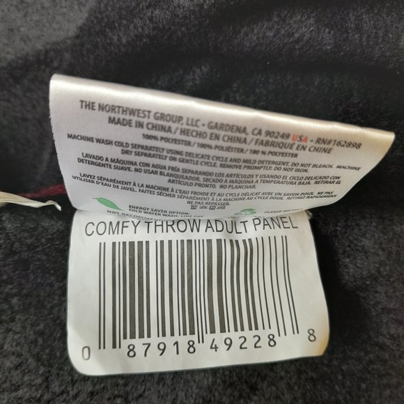 The Wizarding World Harry Potter Gryffindor Robe Fleece Blanket with Sleeves - Picture 11 of 17